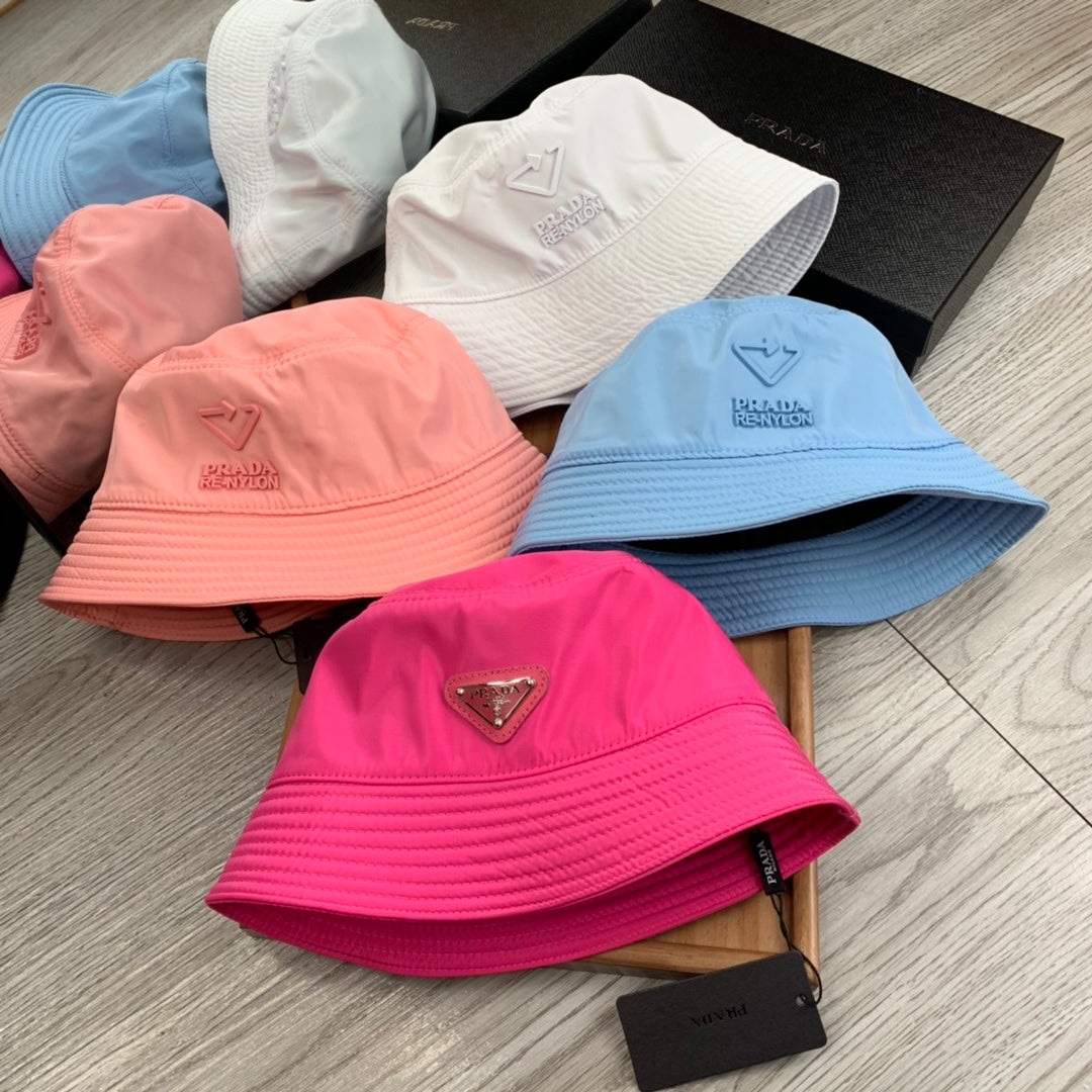 BUCKET HAT IN CERULEAN BLUE RE-NYLON 234101