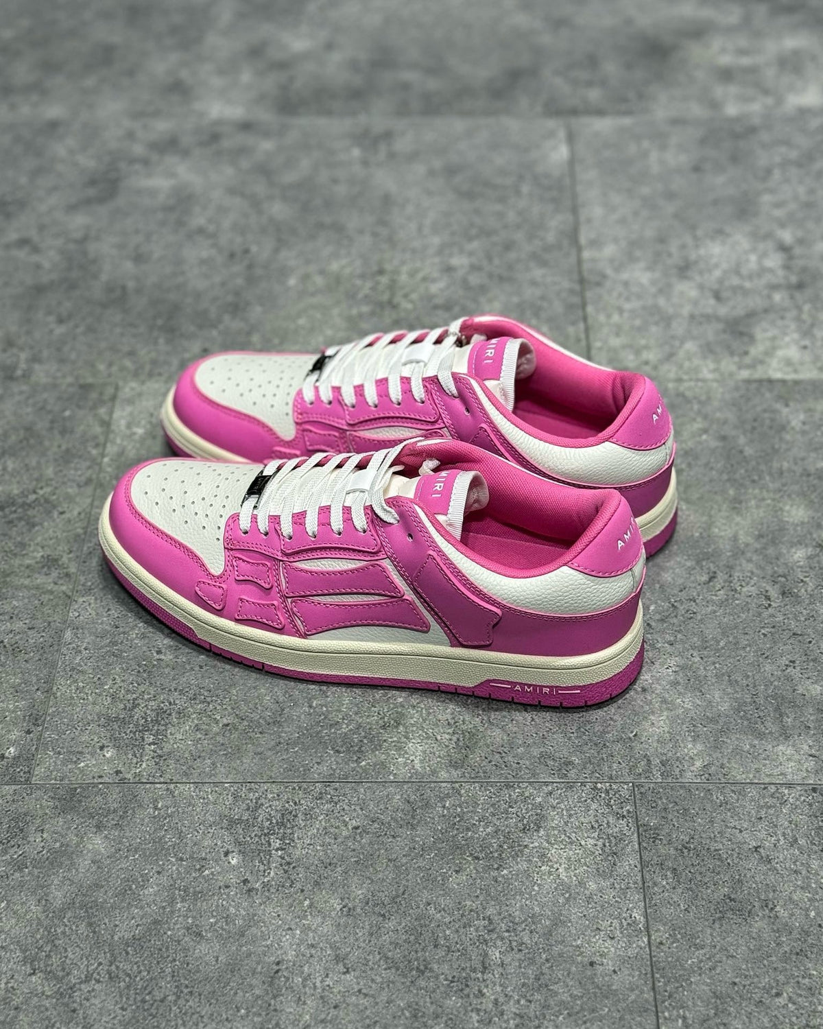 AMR Sneakers