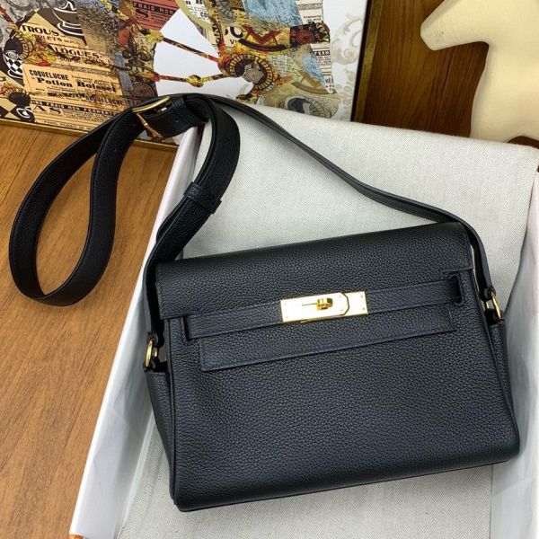 HERM Kelly Messenger Bag in Black Clemence Leather