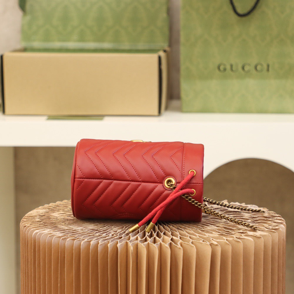 GUC Marmont Bucket