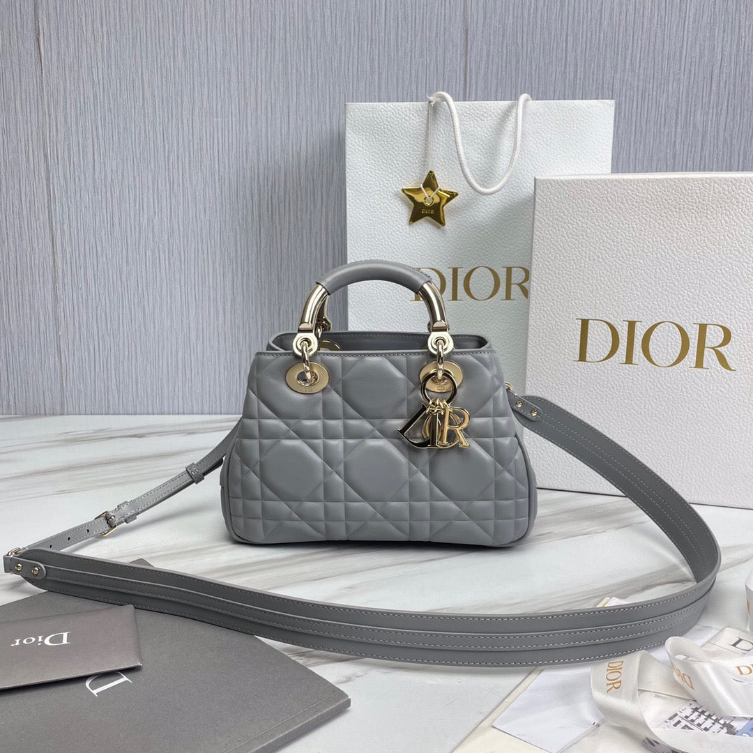 DIO handbag