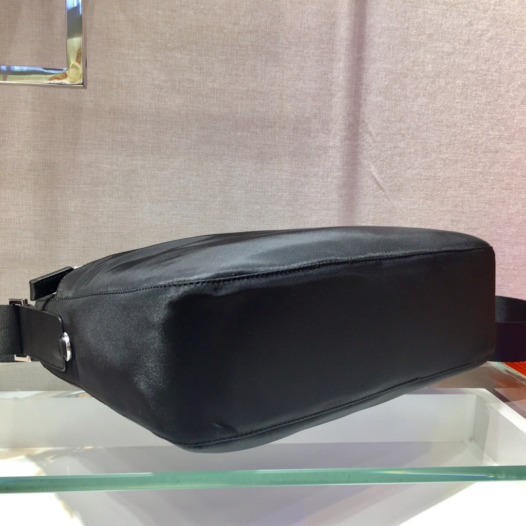 PRA Messenger Bag