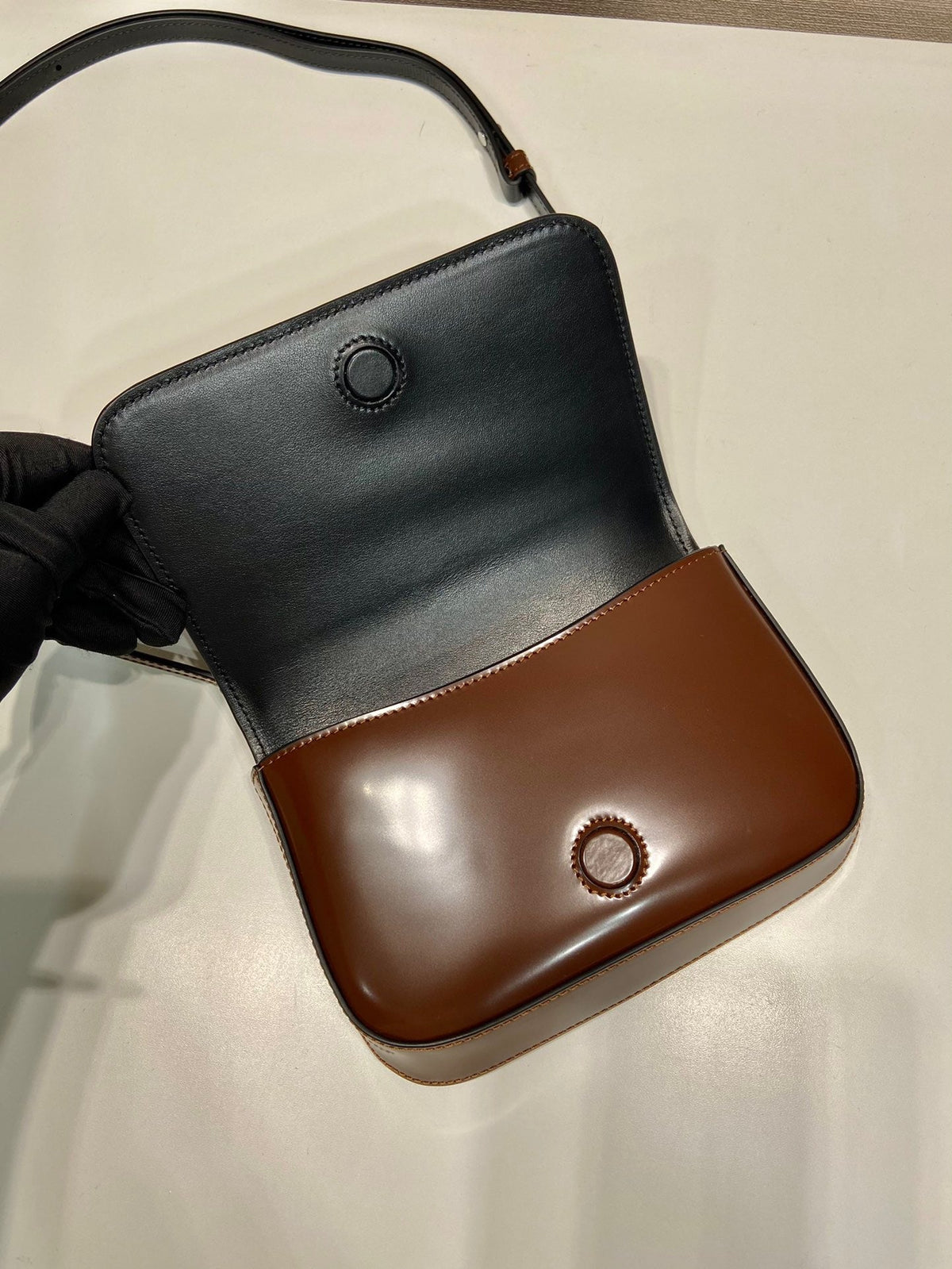 PRA Sling Bag