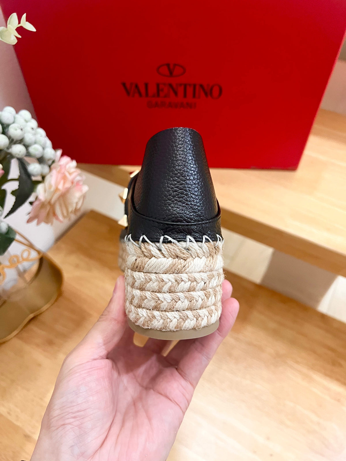 FLAT ESPADRILLE IN BLACK CALFSKIN 2 CM WITH STUDS