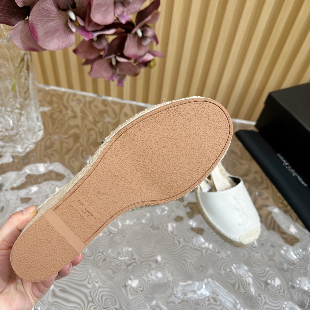 SL WEDGE SANDALS WHITE CALFSKIN AND STRAW