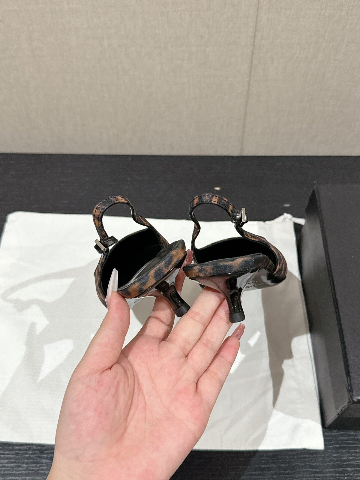 SL CHERISH LEOPARD SLINGBACK AMBER CANVAS