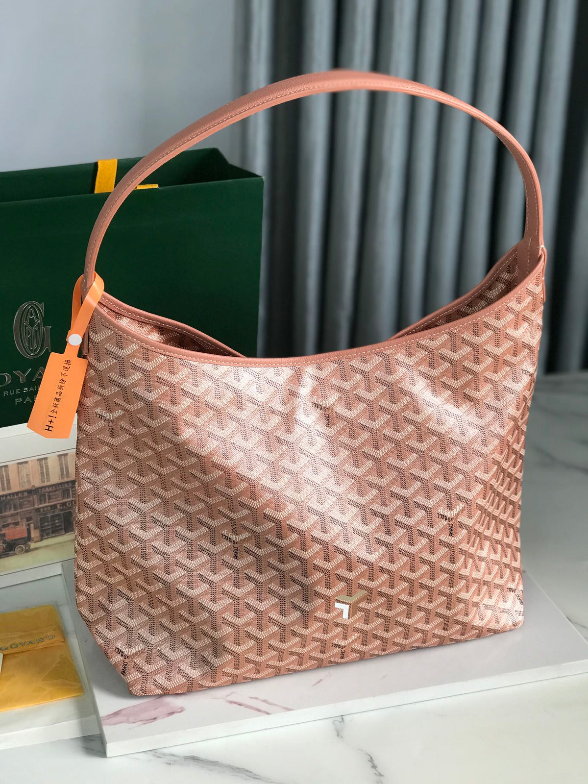 HOBO BOHÈME 42 IN MANHATTAN PINK GOYARDINE CANVAS AND LAMBSKIN