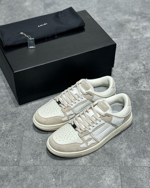 AMR Sneakers