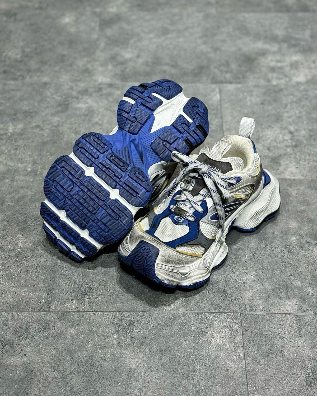 BLCG Sneakers