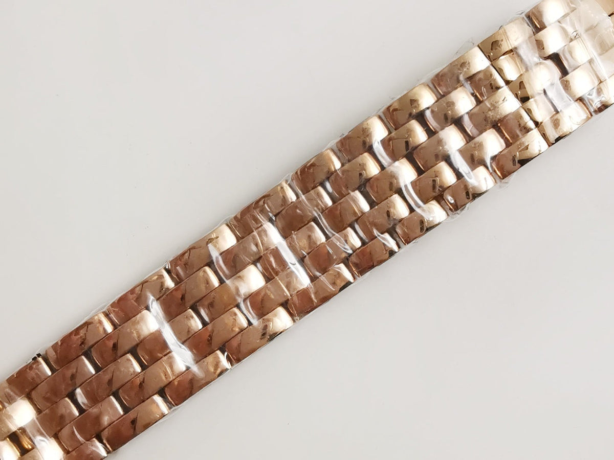 PANTHERE DE CARTIE QUARTZ PINK GOLD CASE
