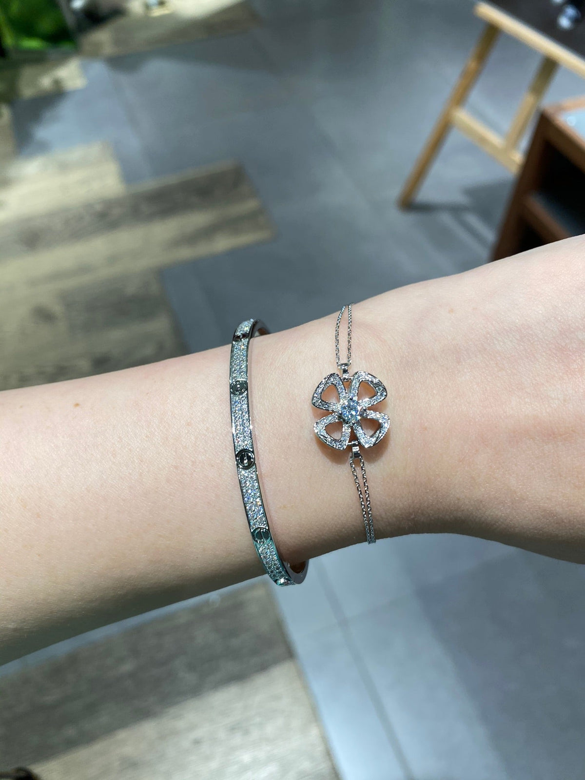 FIOREVER DIAMOND CHAIN LINK BRACELET
