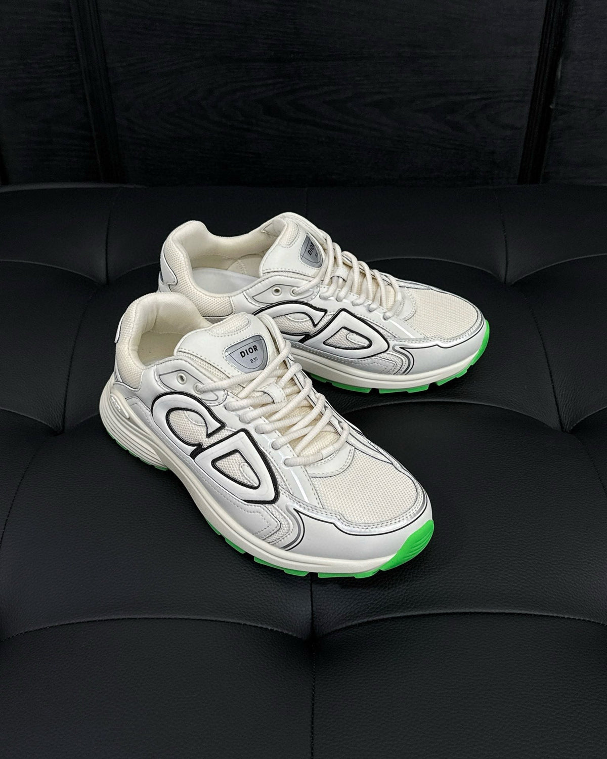 CD SNEAKERS