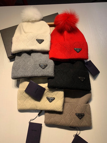 BEANIE HAT IN CHERRY RED WOOL AND RABBIT FUR 361436