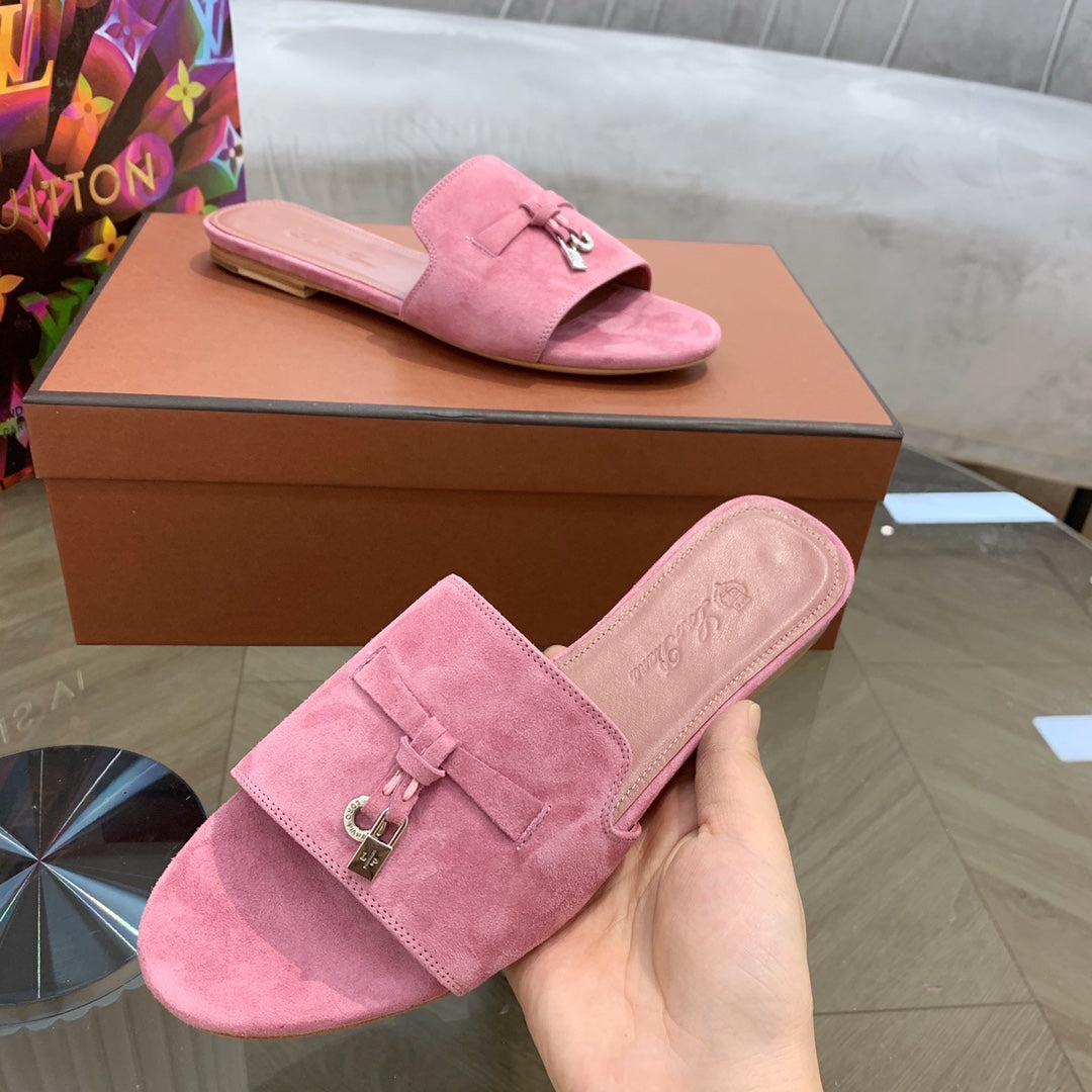 Summer Charms Sandals in Fuchsia Suede Pink Lambskin