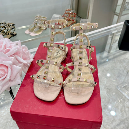 ROCKSTUD SANDAL WITH STRAPS IN LIGHT PINK CALFSKIN