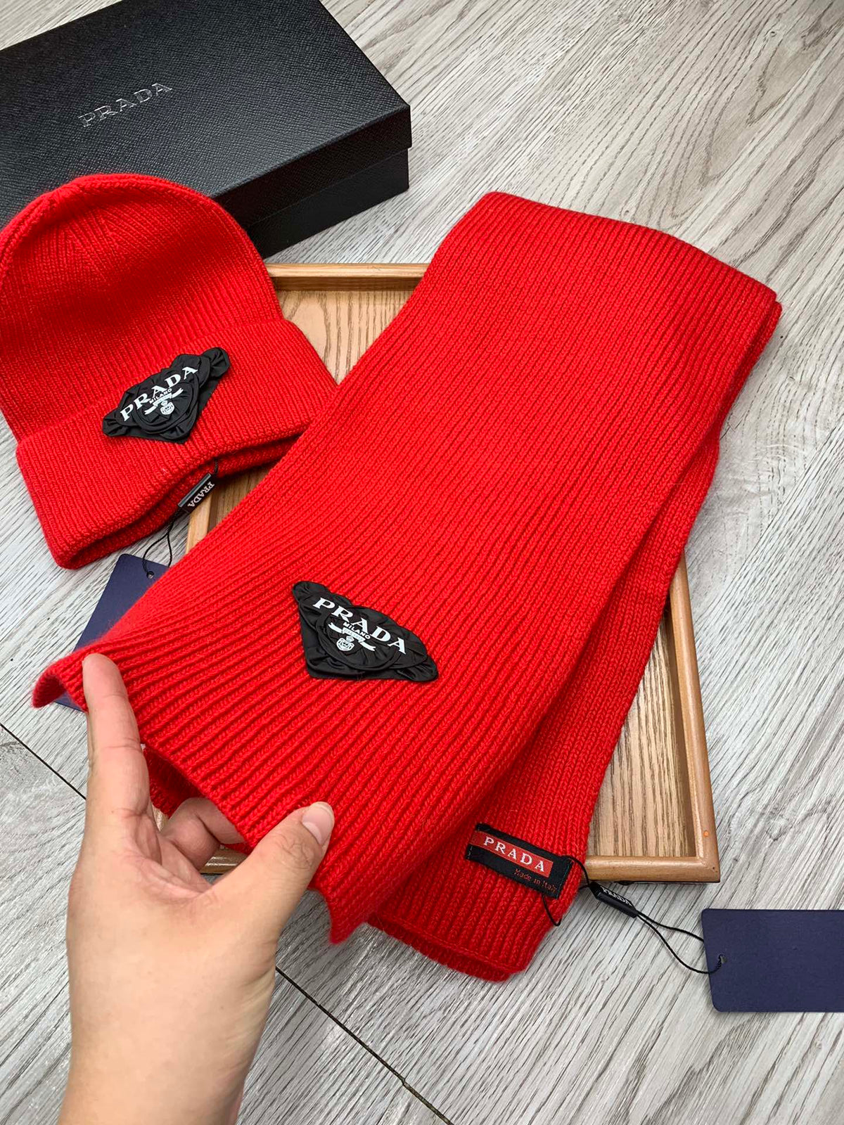 SET SCARF AND HAT IN CHERRY RED WOOL AND RABBIT FUR 386076
