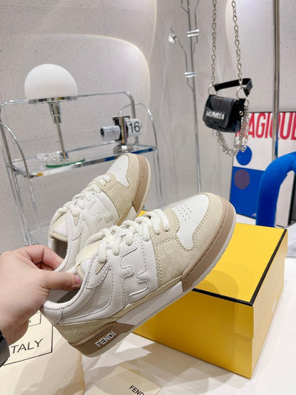 FENDI CASUAL SNEAKER IN WHITE CALFSKIN AND TAN BROWN SUEDE