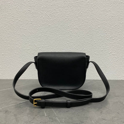 FOLCO CUIR TRIOMPHE 18 IN BLACK CALFSKIN