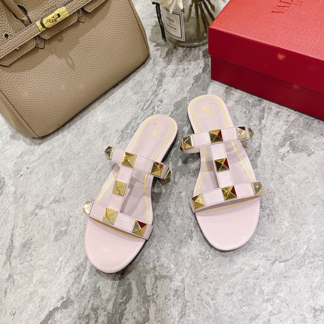 ROMAN STUD LIGHT PINK CALFSKIN FLAT SLIDE SANDAL 25 MM
