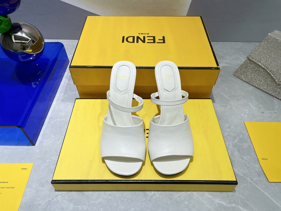 FENDI FIRST 95 MM HIGH-HEELED SANDAL IN WHITE LAMBSKIN GOLD HARDWARE