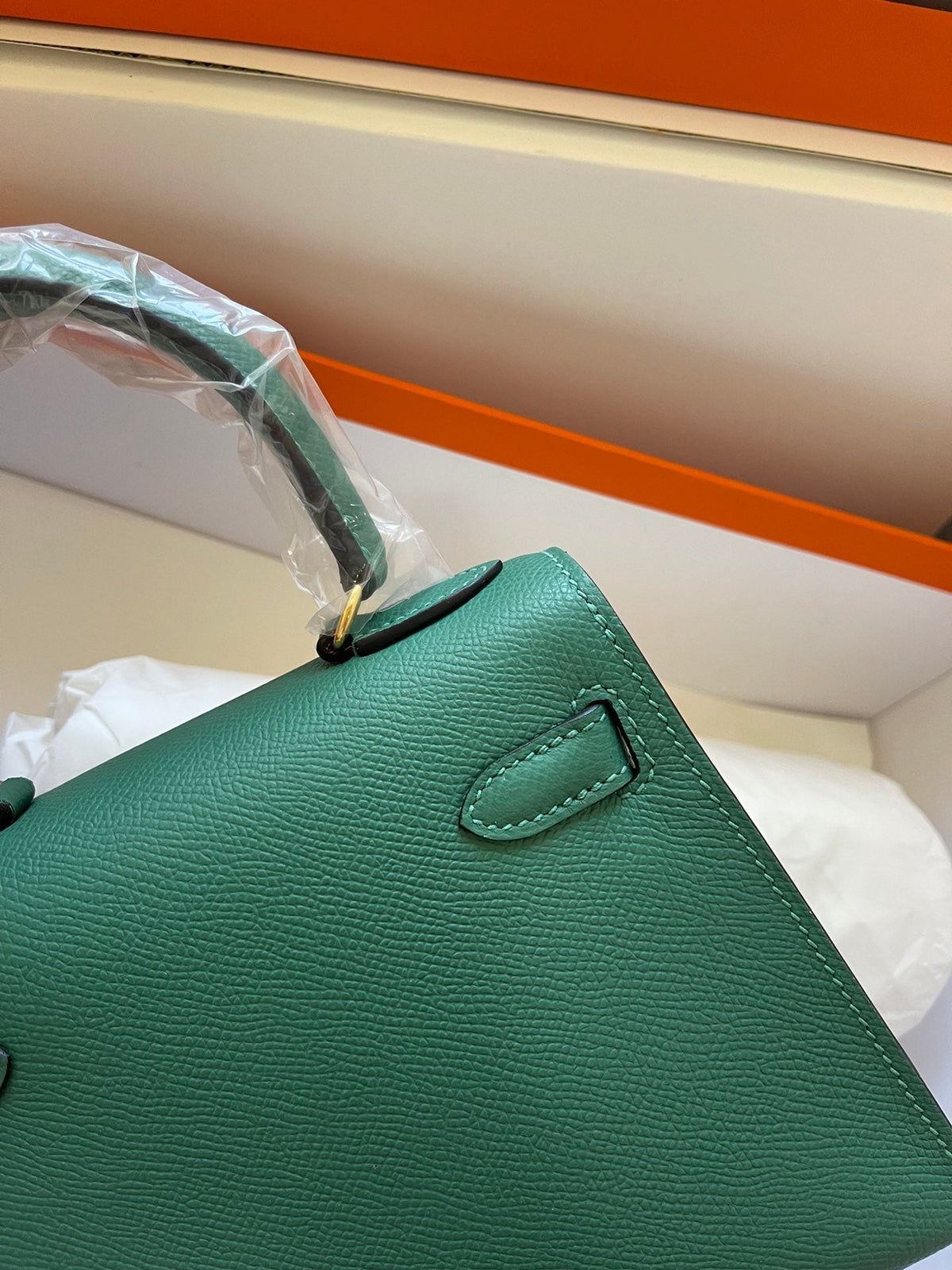 KELLY MINI 20 BAG IN DARK GREEN CALFSKIN WITH GOLD HARDWARE