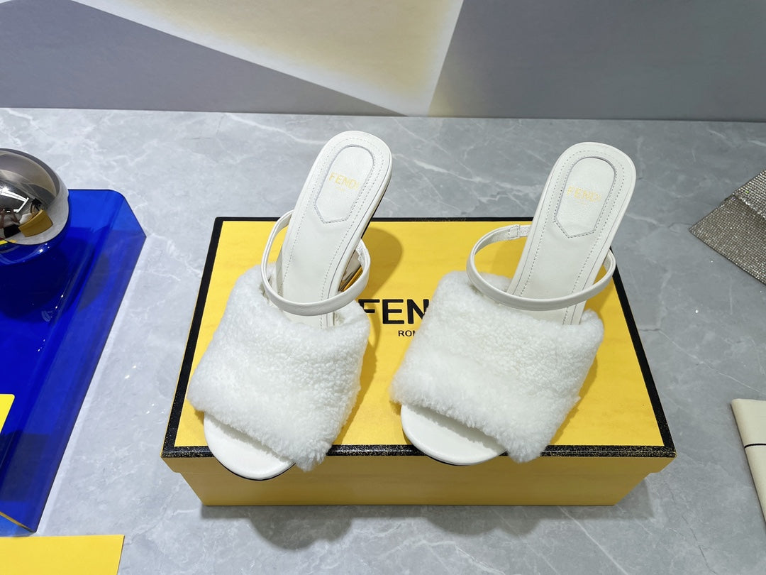 FENDI FIRST HIGH HEEL 95 MM SANDAL IN WHITE MINK FUR