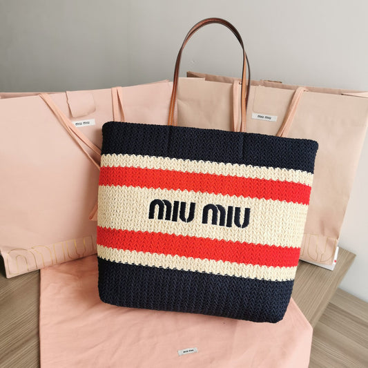 TOTE BAG 40 IN STRIPED PATTERN OF BLACK RED AND CREAM WHITE WOVEN RAFFIA