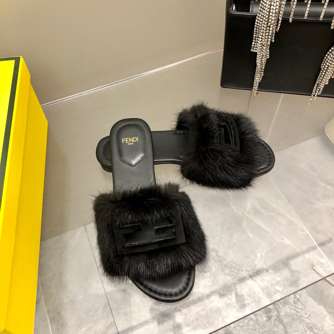 FENDI BAGUETTE MINK SLIDE SLIPPER IN BLACK FUR