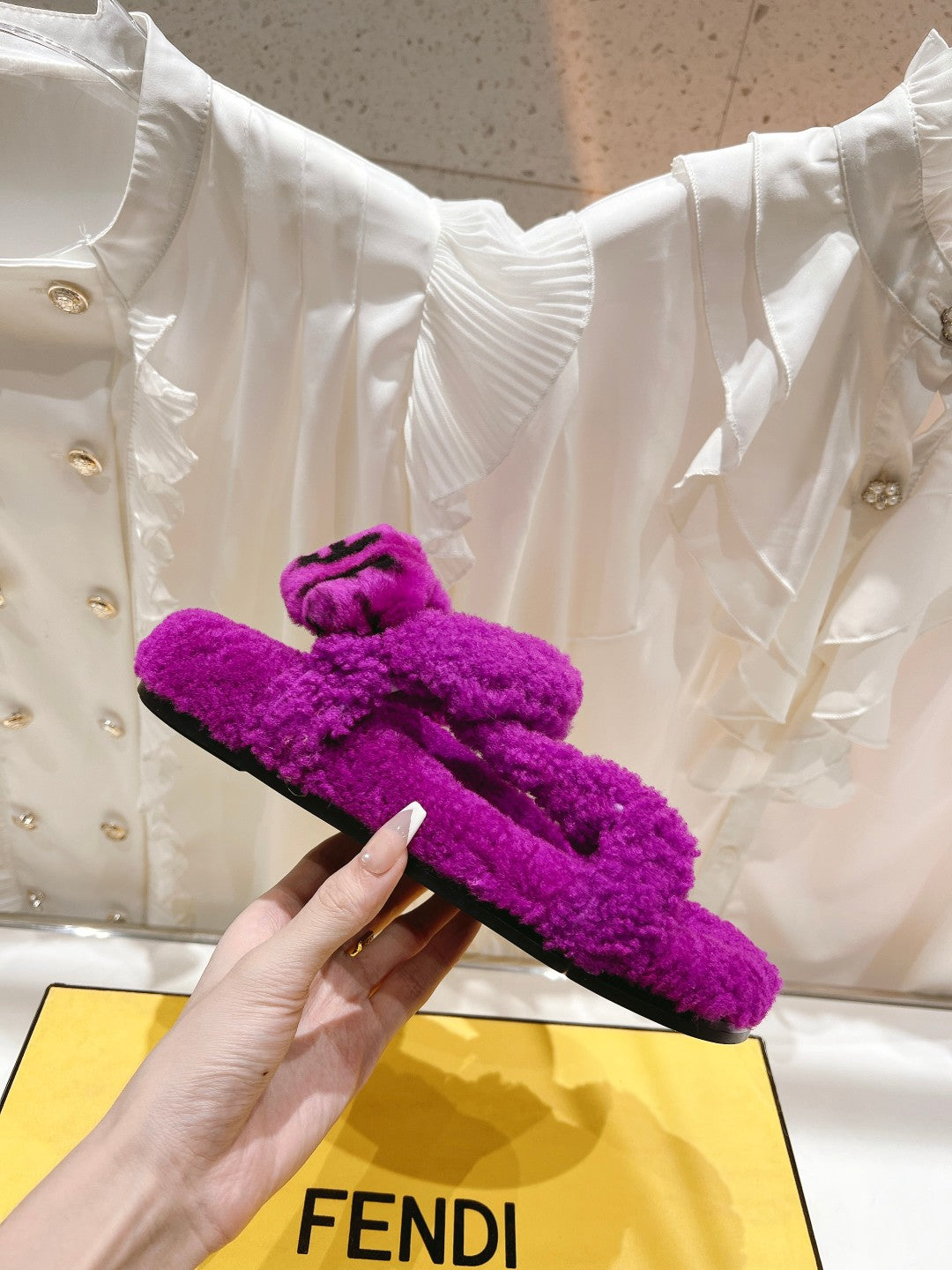 FENDI DAD SANDAL IN MAGENTA PURPLE FLEECE