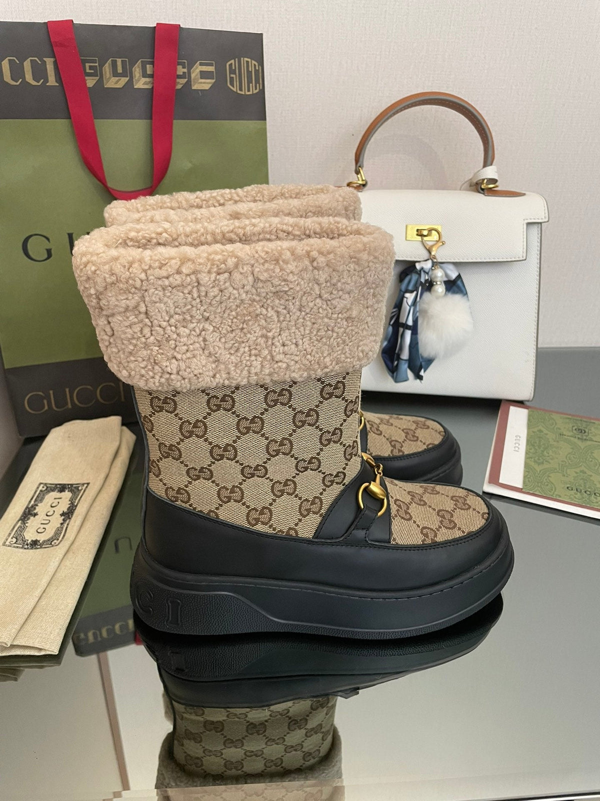 HORSEBIT SNOW ANKLE BOOTS IN ECRU BEIGE MONOGRAM JACQUARD FABRIC MIX BLACK CALFSKIN AND LAMB WOOL LINING
