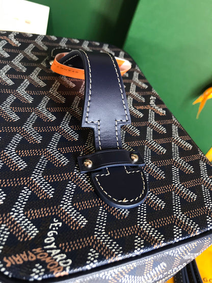 MUSE VANITY CASE 20 IN NAVY BLUE GOYARDINE CANVAS