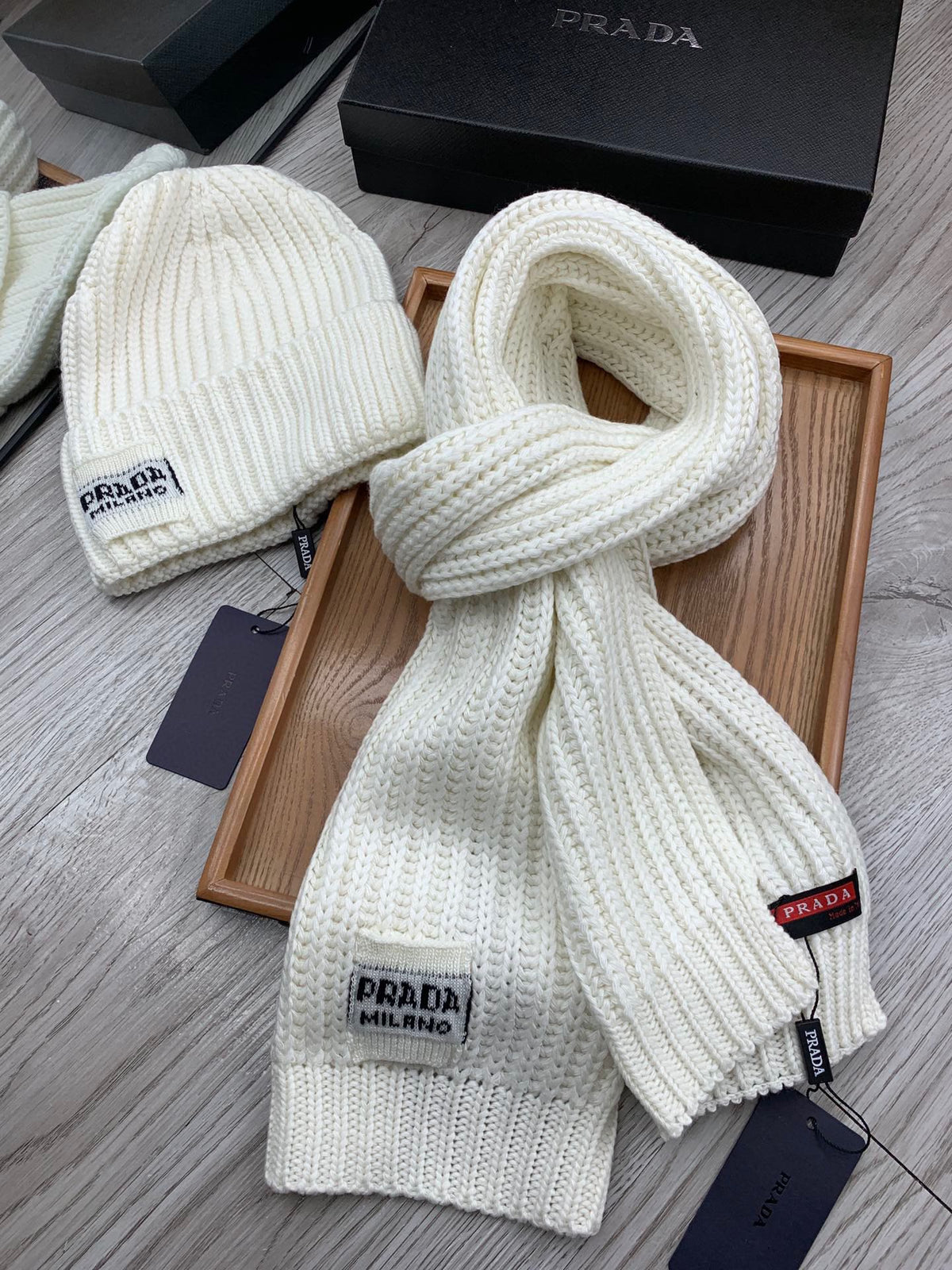 SET SCARF AND HAT IN WHITE WOOL AND RABBIT FUR 388991
