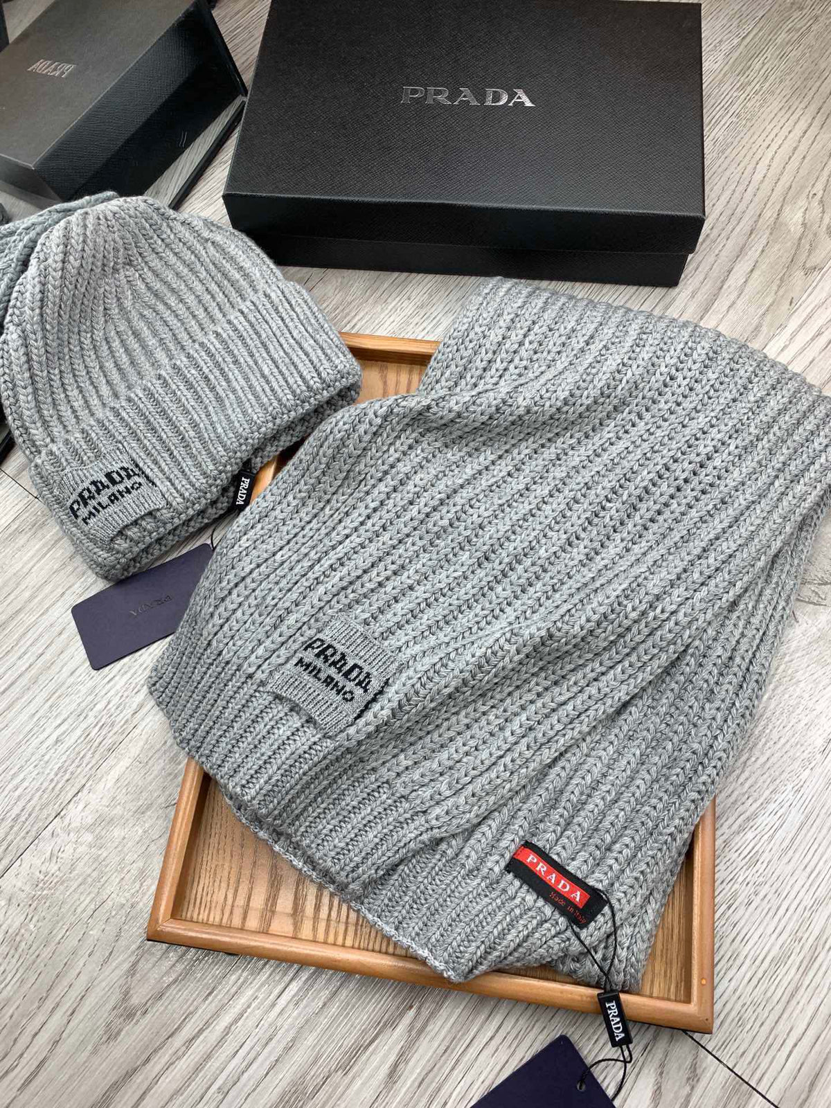 SET SCARF AND HAT IN PALE GRAY WOOL AND RABBIT FUR 388992