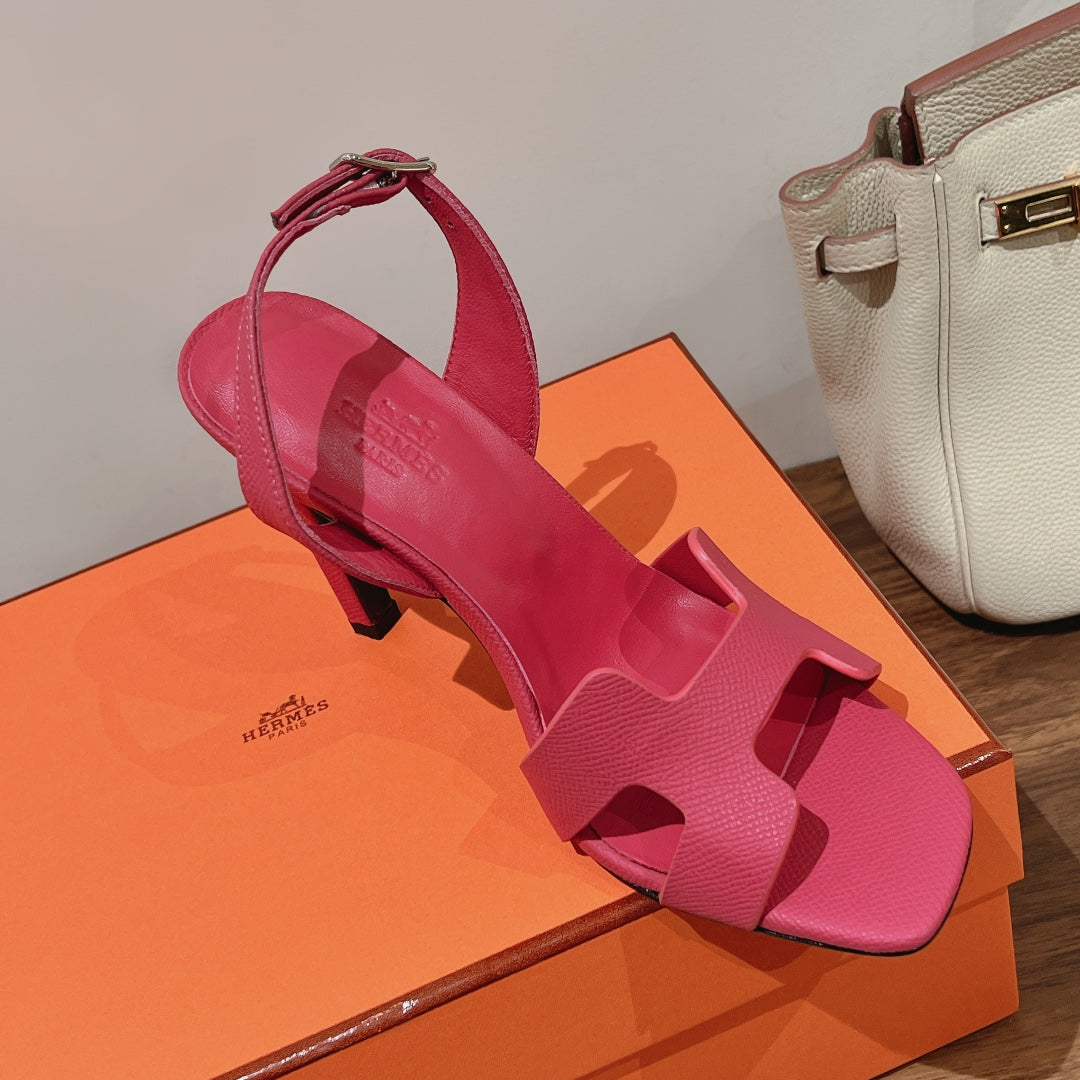HOLY 105 SANDAL IN BRIGHT PINK GRAINED CALFSKIN