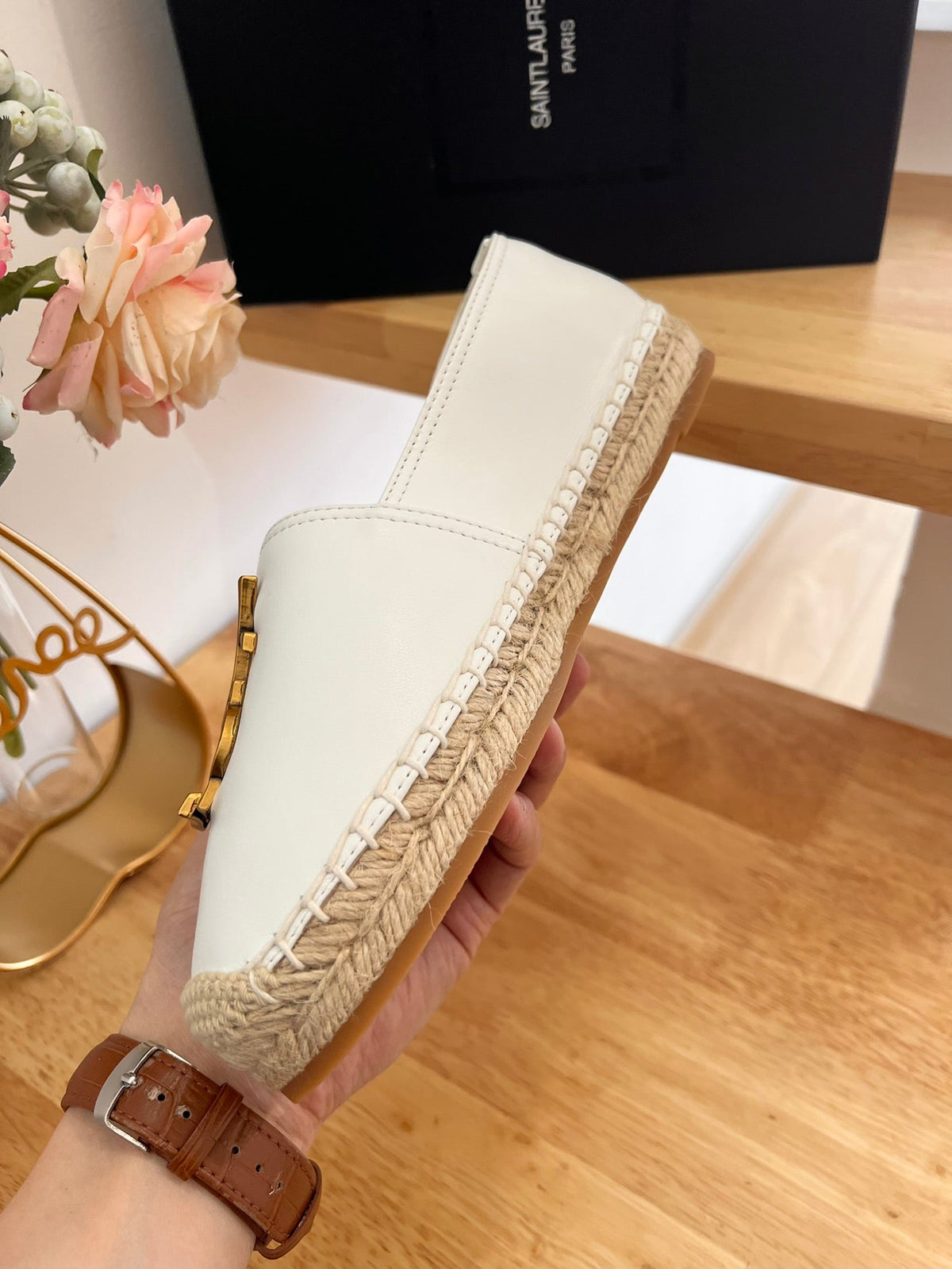 SL YVES LOGO SLIP ON WHITE CALFSKIN