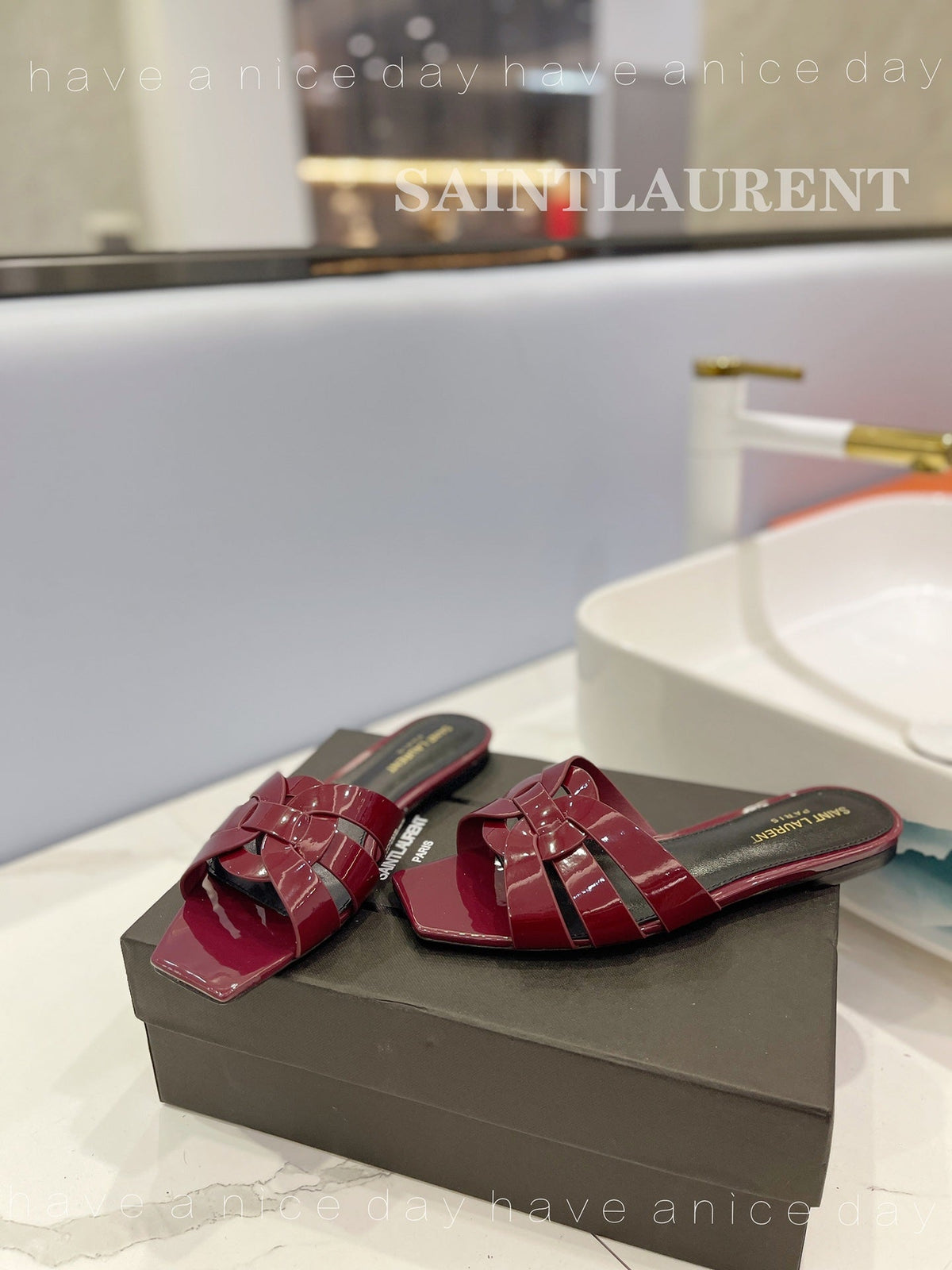 SL TRIBUTE SLIPPERS GLOSSY BERRY CALFSKIN
