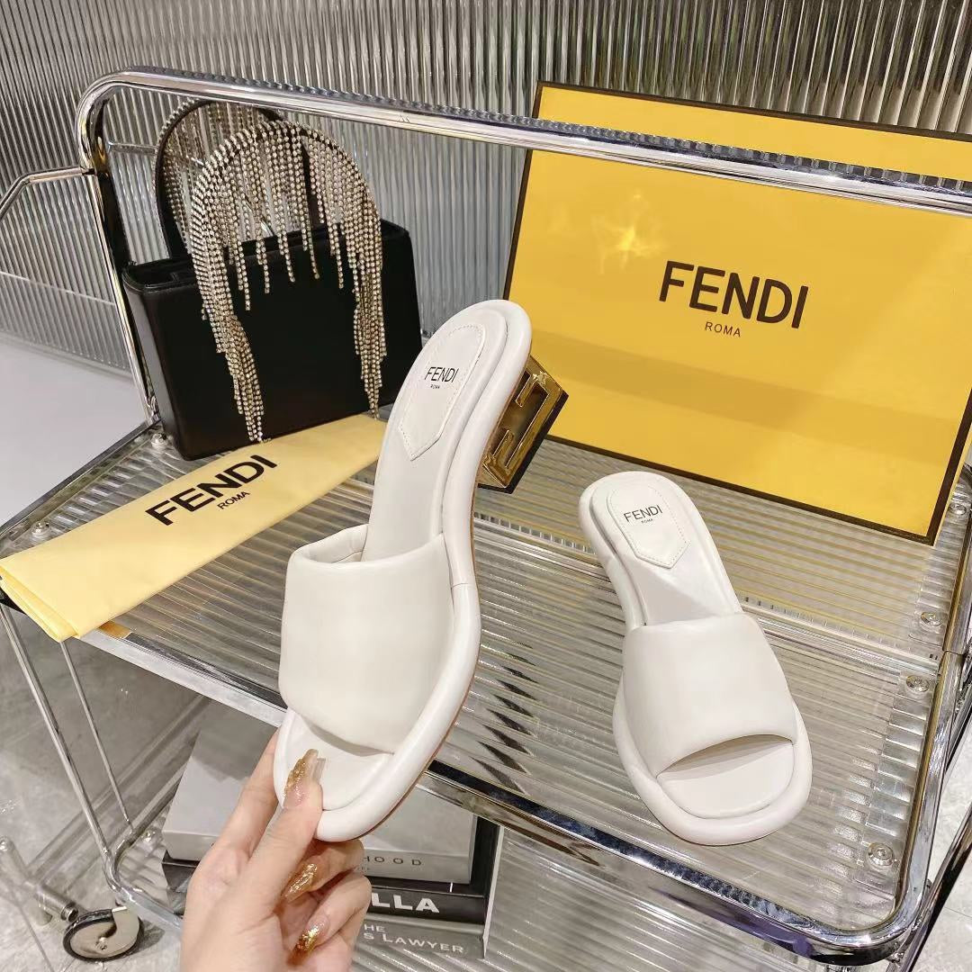 FENDI BAGUETTE SLIDES WOMEN IN WHITE CALFSKIN
