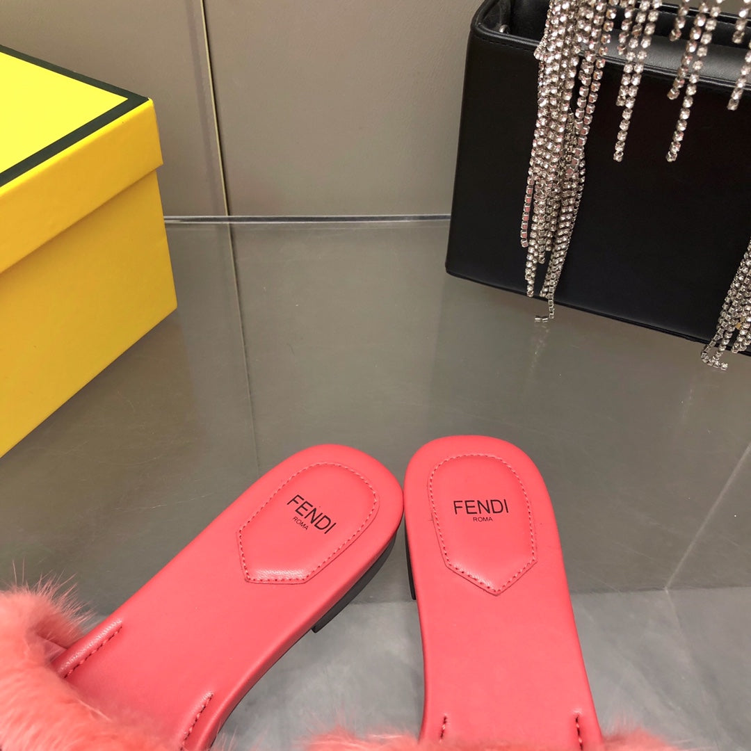 FENDI BAGUETTE MINK SLIDE SLIPPER IN ROSE RED FUR