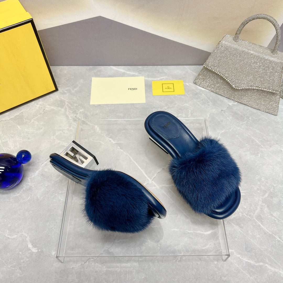 FENDI BAGUETTE MINK MEDIUM-HEELED 45MM IN NAVY BLUE FUR AND LAMBSKIN