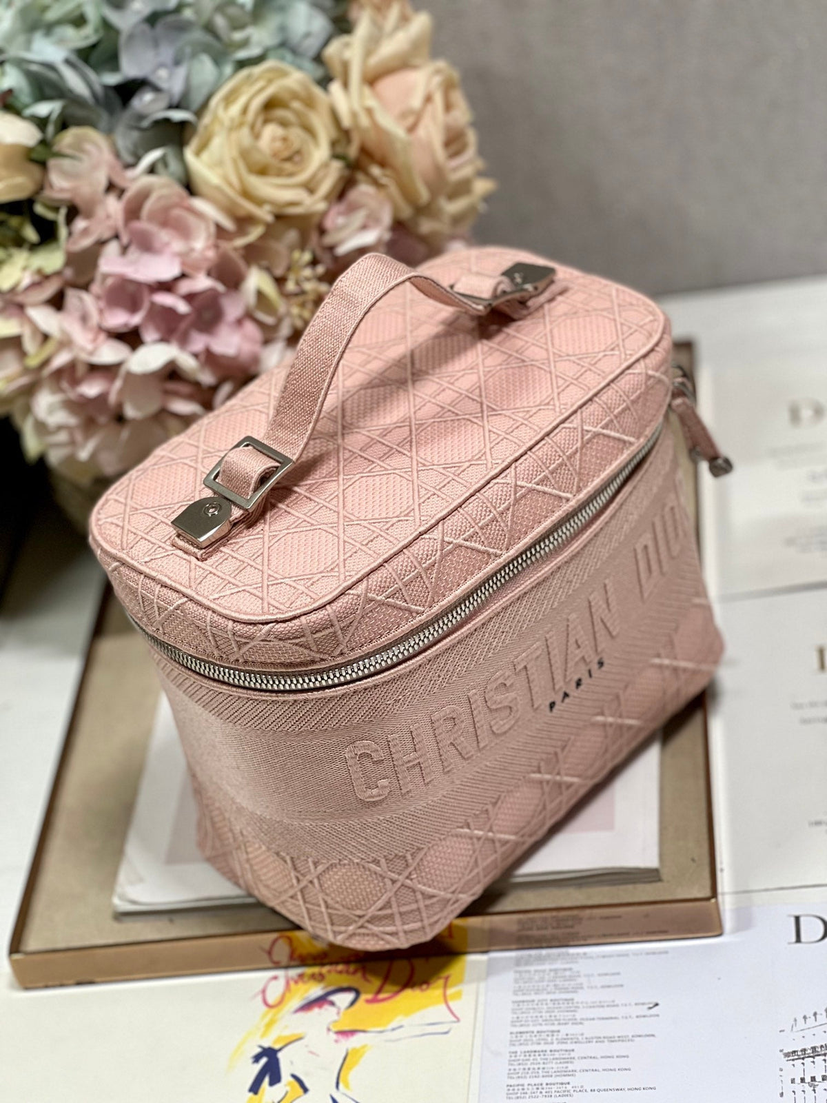 SMALL 25 TRAVEL VANITY CASE WITH SHOULDER STRAP PEACH PINK