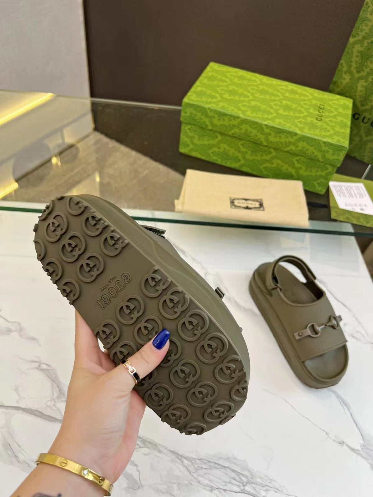 HORSEBIT FLATFORM SANDAL 5 CM IN ARMY GREEN IMPORTED TPU