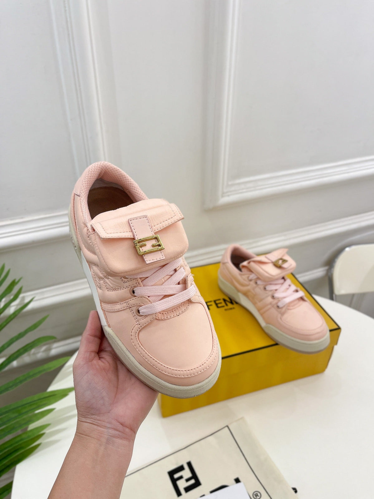 FENDI TRAINER SNEAKER IN LIGHT PINK LAMBSKIN