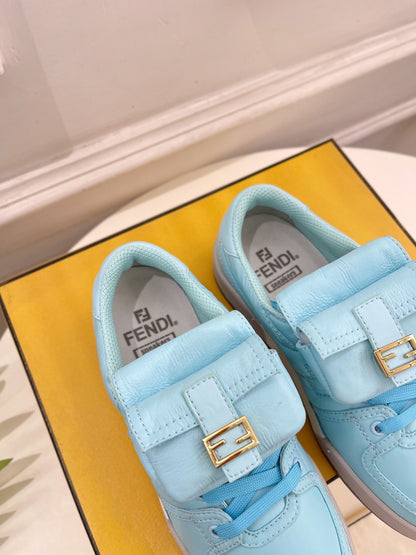 FENDI TRAINER SNEAKER IN SKY BLUE LAMBSKIN