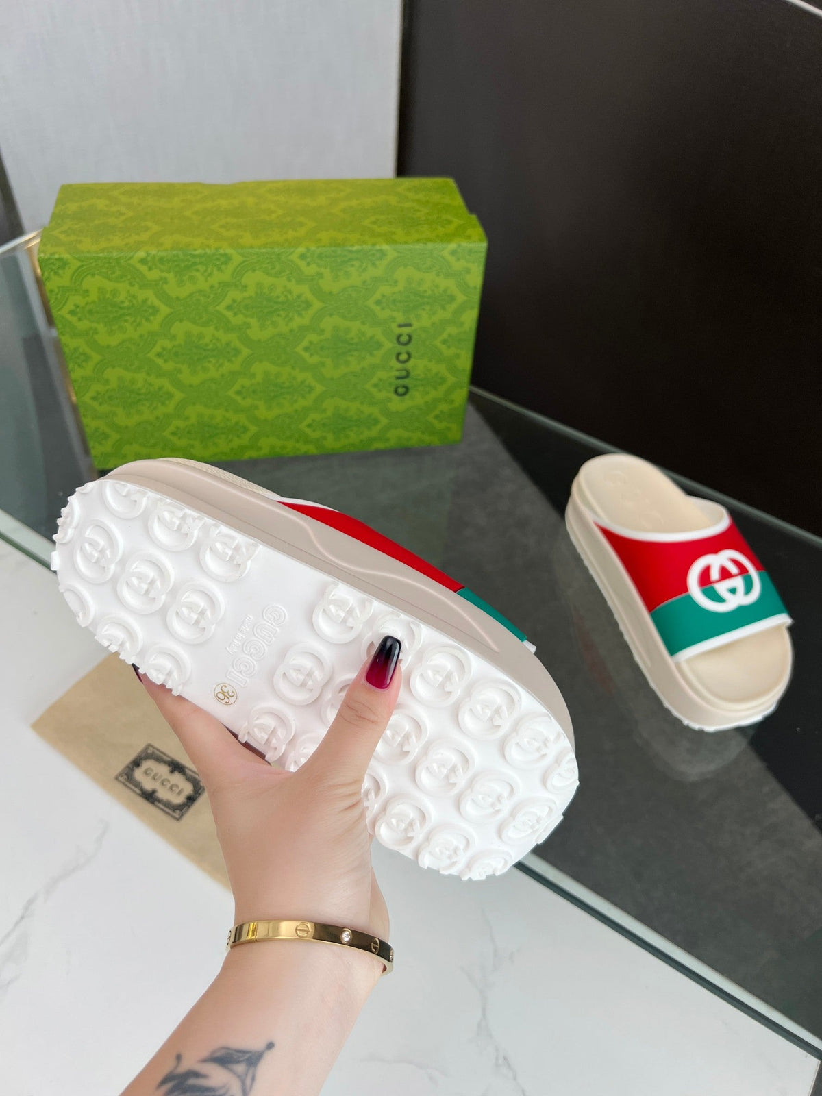 INTERLOCKING G SLIDE SANDAL IN WHITE MIX COLORFUL IMPORTED TPU