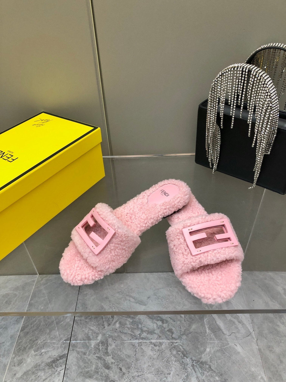 FENDI BAGUETTE SLIDE SLIPPERS IN LIGHT PINK WOOL