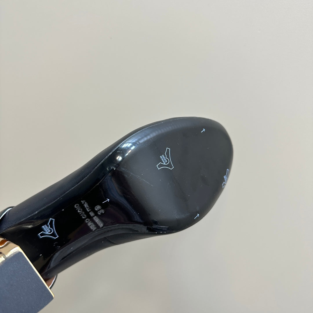 FENDI DELFINA HIGH-HEELED 85 MM SANDAL IN BLACK LAMBSKIN