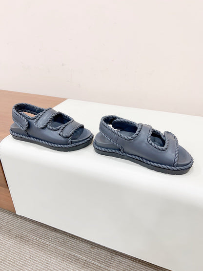 REFINED DAD SANDAL IN BLACK LAMBSKIN