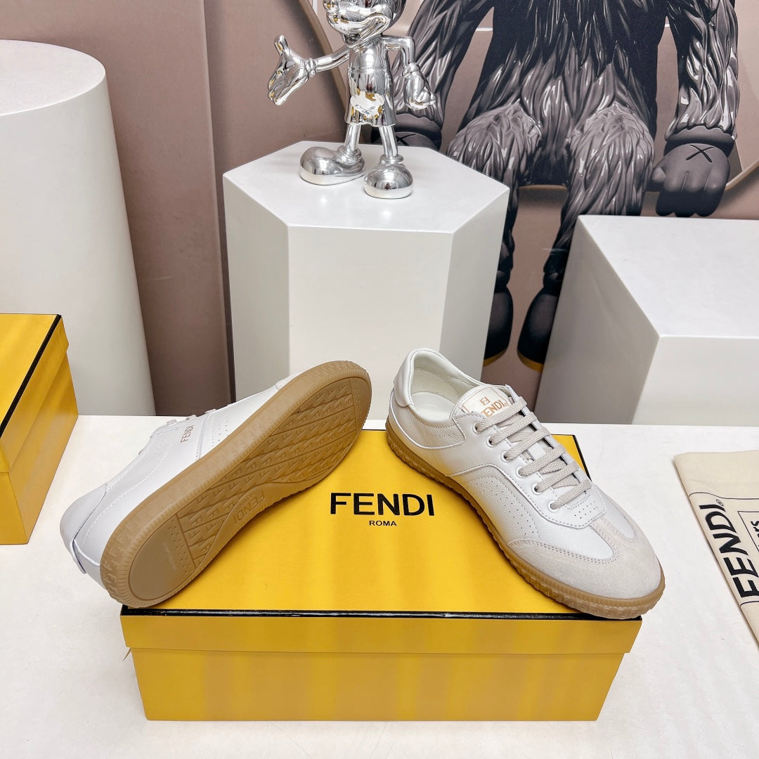 FENDI FLIGHT SNEAKER IN WHITE SUEDE AND LAMBSKIN