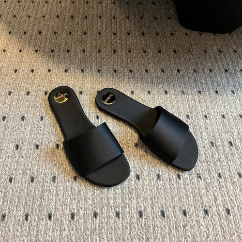 SL CARLYLE SLIPPERS BLACK SATIN