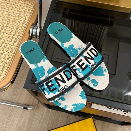 FENDI FLORAL SLIDES IN BLUE MIX WHITE FABRIC